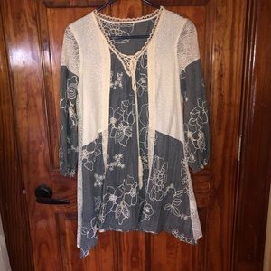 Boutique Top with Lace details